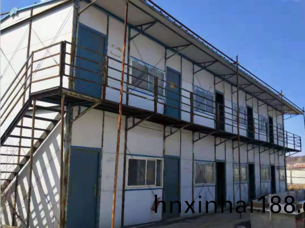 ˳���ʸַ����հ���